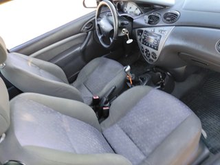 Ford Focus 2000