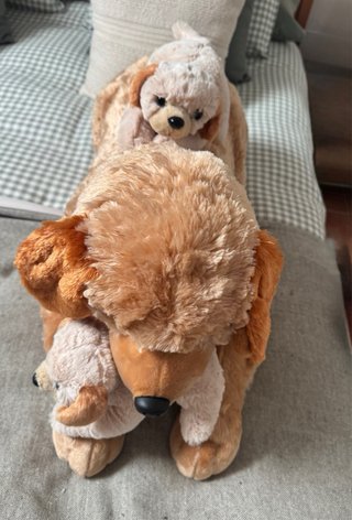Peluche Jumbo Mamá y Bebé Golden Retriever 76 cms