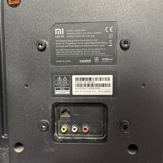Televisor Plano  + Colgador y mando  adistancia