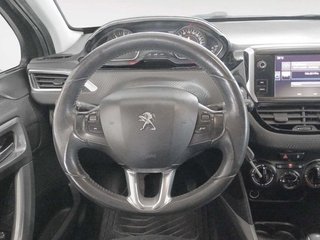 Peugeot 2008 BlueHDi 100 Style 73 kW (100 CV)