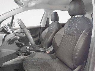 Peugeot 2008 BlueHDi 100 Style 73 kW (100 CV)