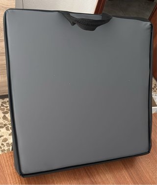 Silla movilidad para WC con cojín de regalo