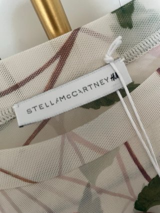 Top Stella McCartney H&M Cerezas