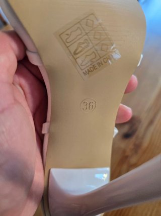Sandalias blancas tiras cruzadas Talla 36
