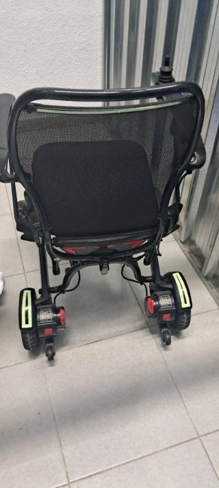 Silla de ruedas de fibra de carbono