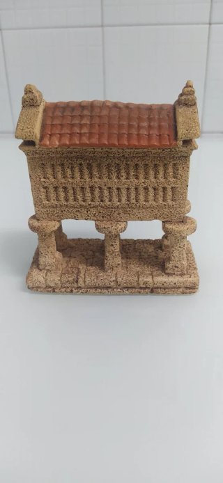 Hórreo miniatura decorativo
