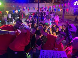 DJ JOVEN PARA TUS FIESTAS