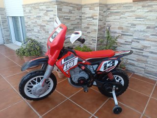 Moto Eléctrica Infantil KTM 13