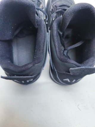 Jordan 4 negras talla 44