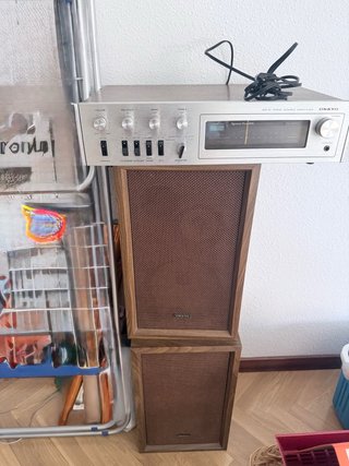Amplificador Onkyo y 2 Altavoces