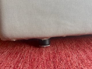 Cabecero de tela beige Ikea Vallentuna. Urge
