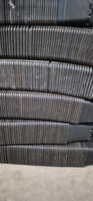 Maceteros Plástico Negro 14L