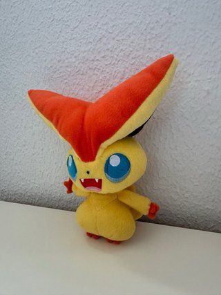 Peluche Pokemon Victini Plush