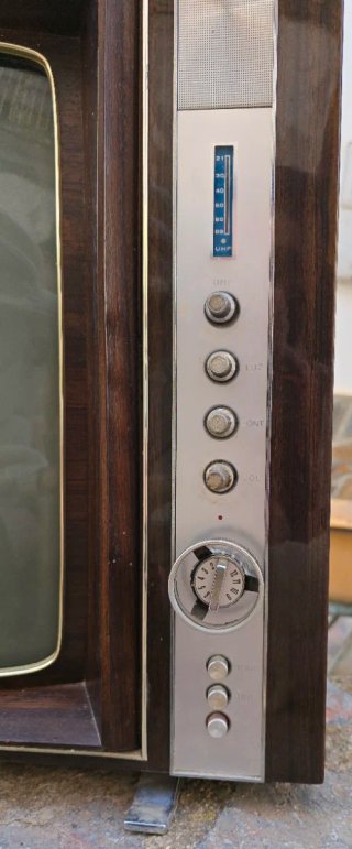 Televisor antiguo OPTIMUS
