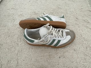 Zapatillas Adidas Samba Niña Blancas y Verdes 34