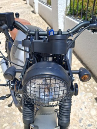 Moto 125 Café Racer 900km