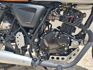 Moto 125 Café Racer 900km