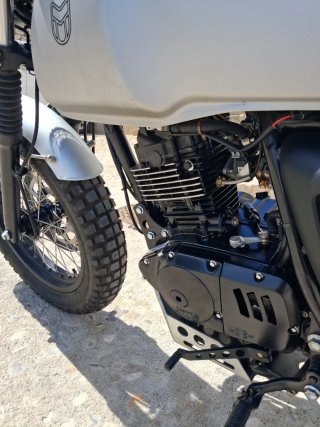 Moto 125 Café Racer 900km