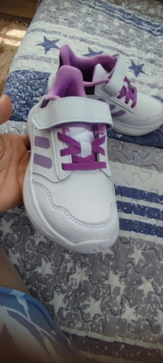 Zapatillas niña Adidas blancas y moradas