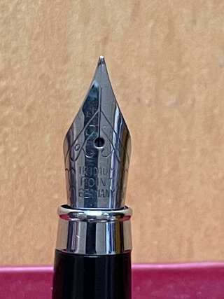 Estuche pluma y bolígrafo