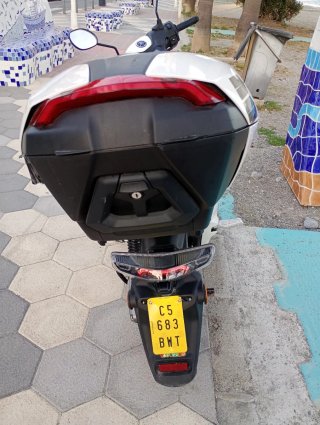 Yamaha Neos Eléctrica Scooter 49. Sin carnet .