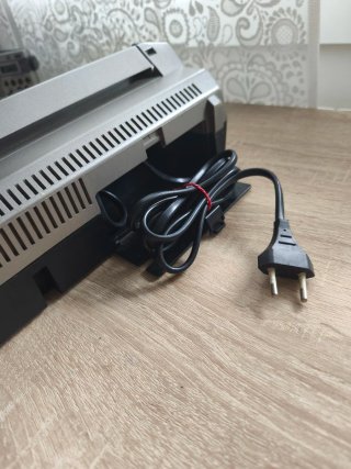 Máquina de escribir electrónica Panasonic R191