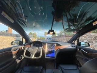 Tesla Model X 2018