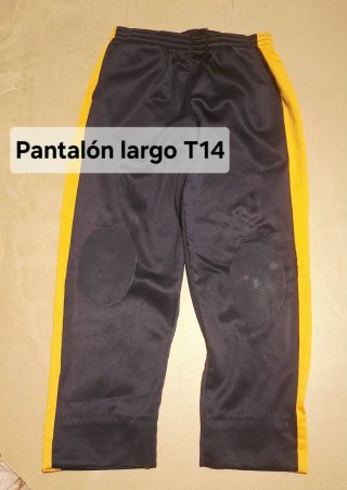 Uniforme colegio Francesc Borja Moll
