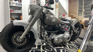 Shovel Harley Davidson FLH 1200 Gris