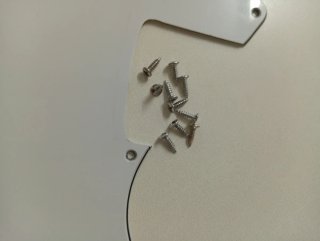 Pickguard y Pastillas tipo Jazz Bass