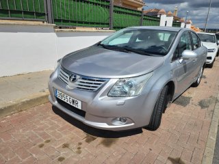 TOYOTA AVENSIS 2.0D-4D 150000KM