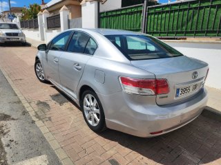 TOYOTA AVENSIS 2.0D-4D 150000KM