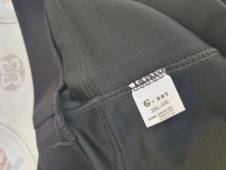 Pantalón pitillo negro