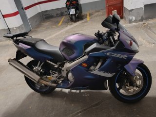 Honda CBR 600 F4i Azul/Morado