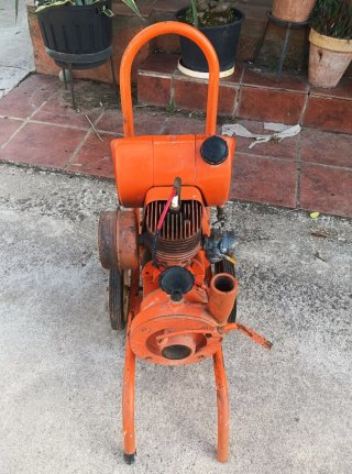Bomba de agua Piva con mangueras