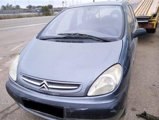 9638225680 faro citroen xsara picasso 2.0 151043