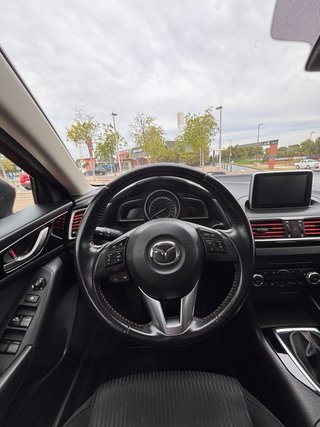 Mazda 3 2015