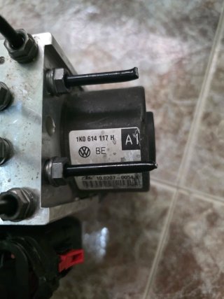Módulo ABS VW 1K0 907 379 P