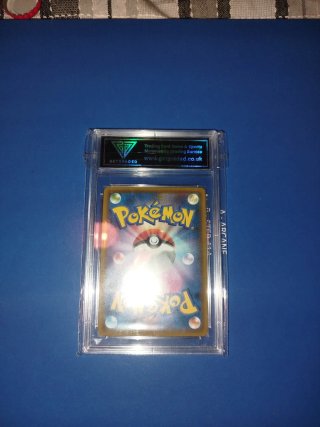 Carta Pokemon Yveltal Shiny Star V Getgraded 9.5