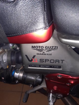 MOTO GUZZI V11 SPORT ROSSO MANDELLO