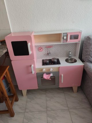 Cocina de juguete infantil rosa
