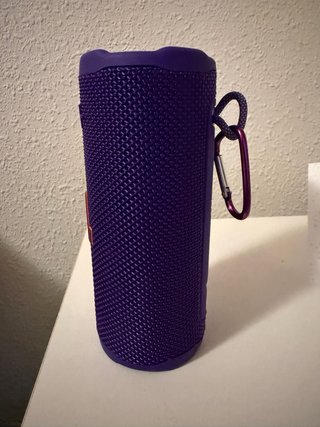 Altavoz JBL Grip Morado Bluetooth 14H