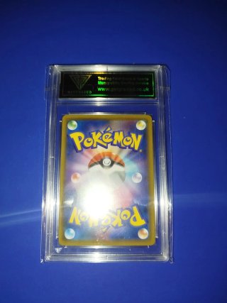 Reshiram Carta Pokemon Getgraded 9.5 Shiny Star V