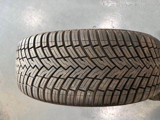 Neumático 205/55/16 94V