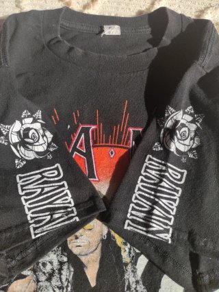 Maná T Shirt Vintage 1986 Rayando el Sol Rock