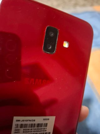 Samsung Galaxy J6+ Rojo