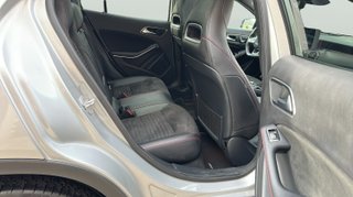 Mercedes-Benz GLA 180 90 kW (122 CV)