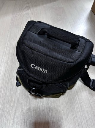 Cámara Canon EOS 1200D + Accesorios