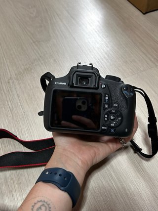 Cámara Canon EOS 1200D + Accesorios