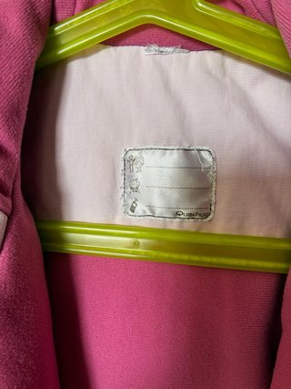 Chaquetón niña rosa con capucha. Talla 9-10